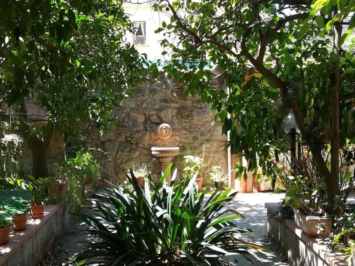 메타 Villino L'Aranceto Sorrentino B&B 외부 사진